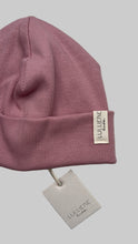 Laden Sie das Bild in den Galerie-Viewer, Lui.Liebe SIGNATURE-Beanie