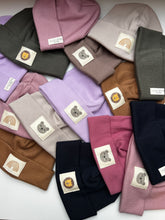 Laden Sie das Bild in den Galerie-Viewer, Lui.Liebe SIGNATURE-Beanie