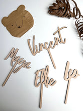 Laden Sie das Bild in den Galerie-Viewer, Cake Topper personalisiert